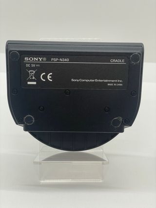 Consola Sony PSP Go + Base de Carga