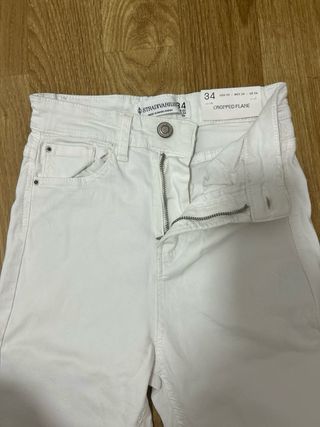 Pantalón vaquero campana blanco Talla 34