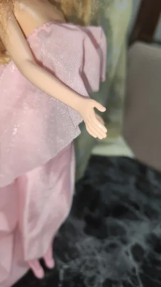 Barbie Vintage Bionda Vestito Rosa