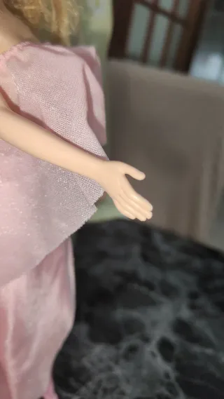 Barbie Vintage Bionda Vestito Rosa