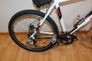 Bicicleta MTB 26 pulgadas. Talla M. Nueva