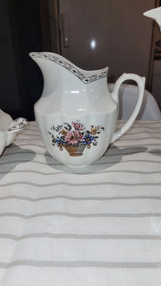 Juego de té La Cartuja de Sevilla