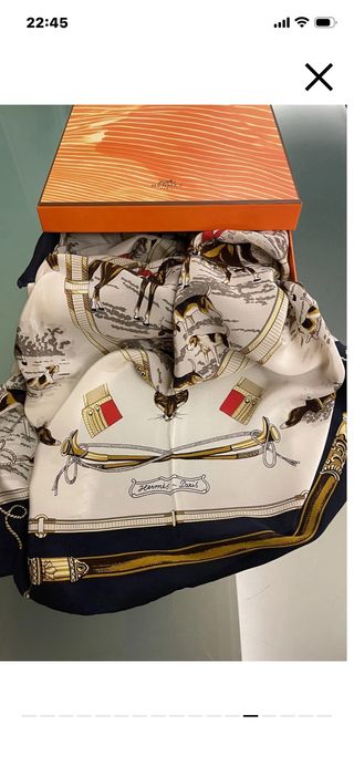 Foulard Hermès vintage nuovo