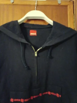 Camiseta Rosa y Sudadera corta