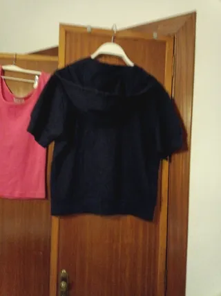 Camiseta Rosa y Sudadera corta