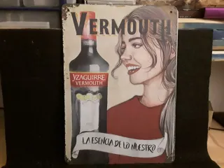 2 Carteles Metálicos Vermouth Yzagui