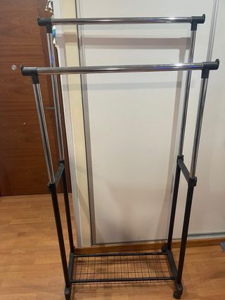 Burro/perchero con ruedas