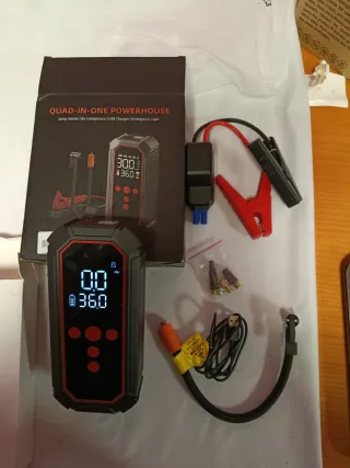 Arrancador de Coche 4 en 1