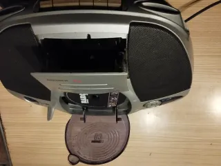 Radio CD y Cassette Schneider SP 109