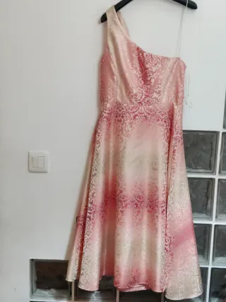Vestido elegante brocado una manga Talla L