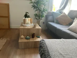 Mesa auxiliar escalonada de madera