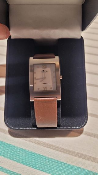 Reloj Lotus Cuadrado Marrón/Plata