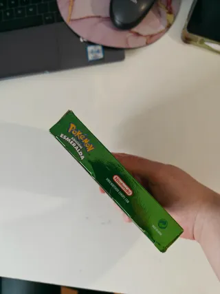 Pokémon Esmeralda Game Boy Advance con caja