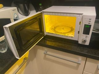 Microondas Candy Blanco