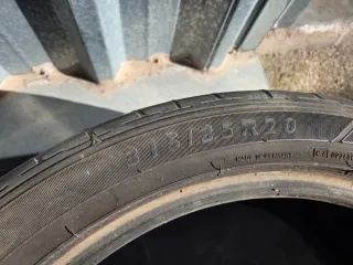Neumático 315/35 R20 run flat