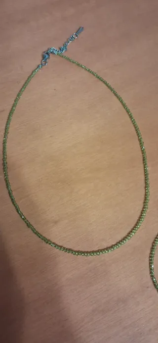 Conjunto collar y pulsera de cuentas