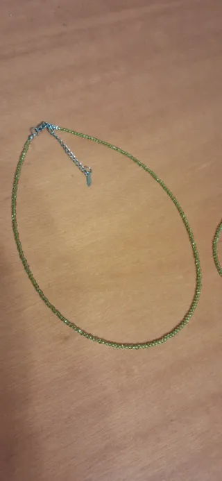 Conjunto collar y pulsera de cuentas