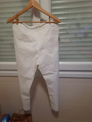 Pantalón blanco C&A tobillero nuevo