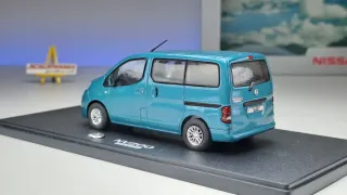 Nissan NV200 Evalia 1/43 Eligor