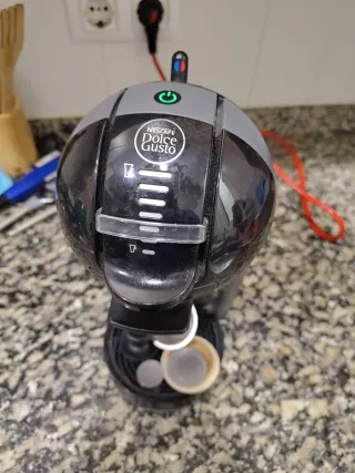 Cafetera Dolce Gusto + Cápsula Reutilizable