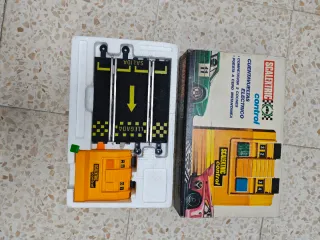 Scalextric GT.15 y GP.21, Cajas pistas, accesorios