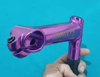 Potencia UNO 25,4 mm Morado