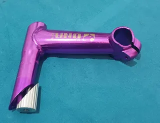 Potencia UNO 25,4 mm Morado