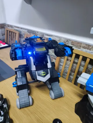 Pack Batman: Robot, Coche, Moto y Figuras