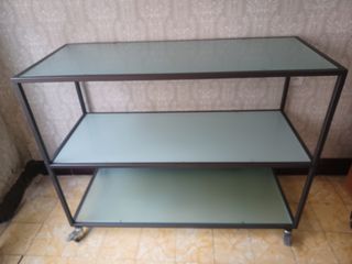 Mesa Expositoria Cristal y Metal