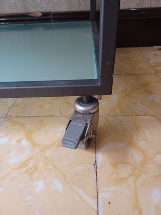 Mesa Expositoria Cristal y Metal