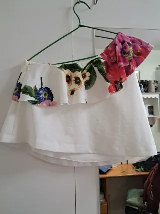 Conjunto floral niña