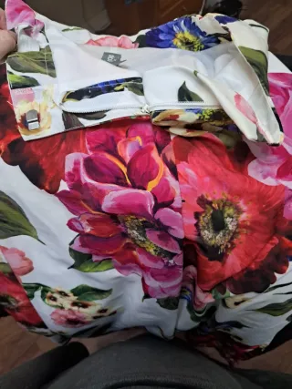 Conjunto floral niña