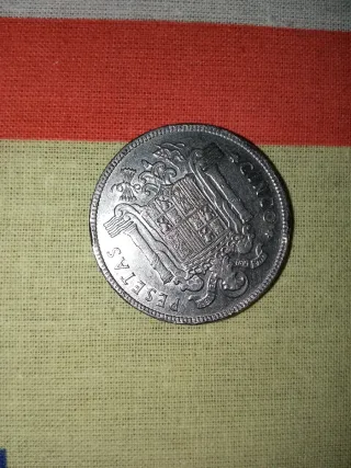 Moneda de 5 pesetas de Franco de 1949 *50