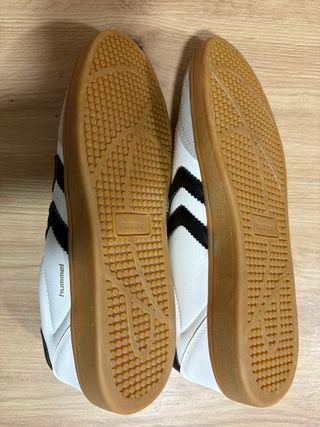 Zapatillas Hummel Blancas y Negras Nuevas