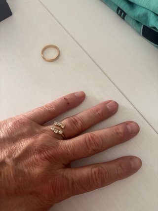 Anillo Oro 14K 6 Diamantes Naturales