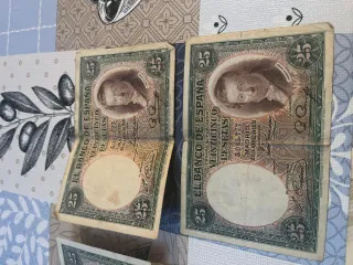 Colección 4 Billetes Pesetas y 1 Brasil