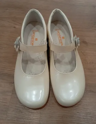 Zapatos de vestir blancos Talla 32