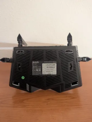Router Tenda AC6 - Dual Band - 1200 Mbps - Negro