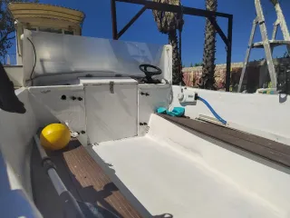 Bote de recreo 4m con documentación... Leer bien