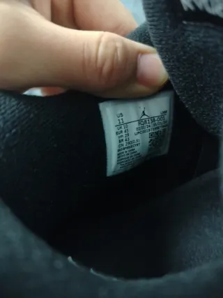 Air Jordan 4 Retro white thunder