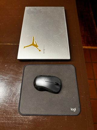 ASUS VivoBook Laptop Argento