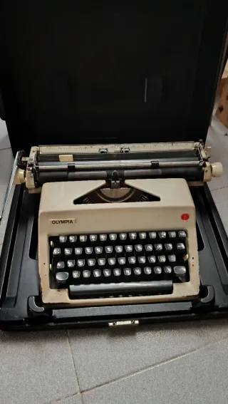 Gran Coleccion de maquinas de escribir