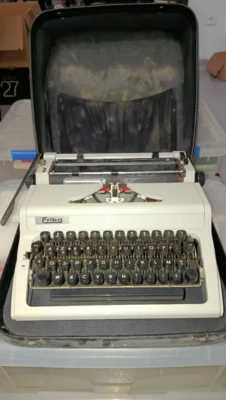 Gran Coleccion de maquinas de escribir