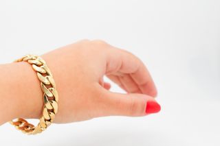 Pulsera De Oro De 18K.. Ref: 021-05-01237