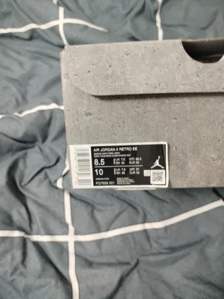 Air Jordan 4 Retro wet cement