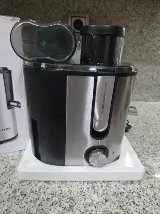 Licuadora Taurus LIQUAFRUTS PRO COMPACT