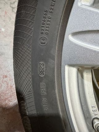 Juego 4 Llantas R18 Pirelli Scorpion