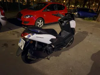 Yamaha NMAX 125 Scooter Automática