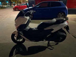 Yamaha NMAX 125 Scooter Automática