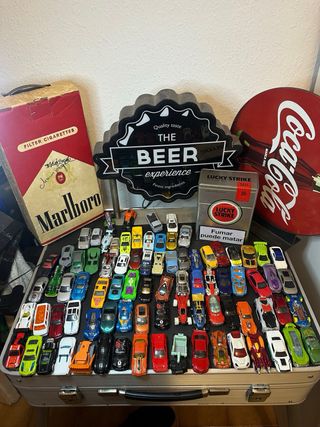 Lote Coches Hot Wheels, Matchbox y otros
